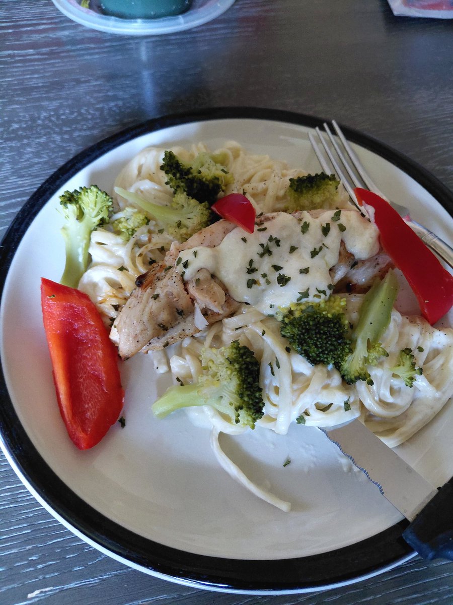 Fresh525's tweet photo. #Dinner for my birthday girl https://t.co/Du1d0XOXtv