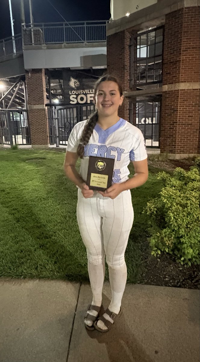 maggiestrange29's tweet photo. I am proud to be selected for the 6th region All Tournament Team! I had a great Freshman season and I am excited to start back at Travel Ball this summer. https://t.co/LmxgfyNqWz