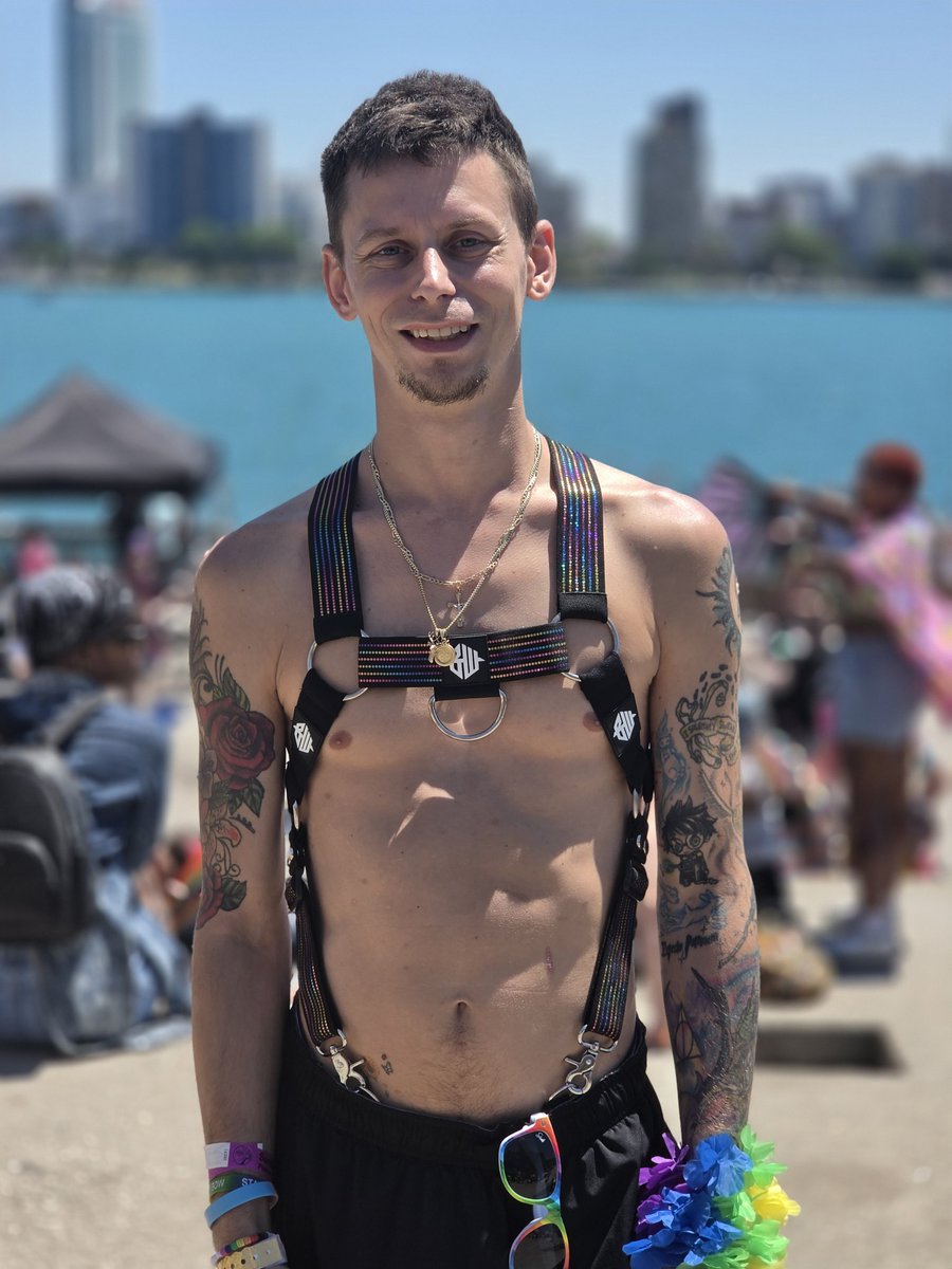dylanmackey9370's tweet photo. A little photoshoot 😈 #gaytwink #kink #pride #gaypride #motorcitypride https://t.co/Oq3dHNSqgM