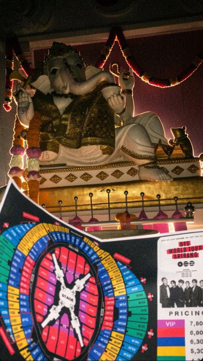 tuntarot's tweet photo. 1วันก่อนกดบัตรคอน อาร์มี่คนไหนผ่านมาเห็นขอให้โชคดี สมหวัง ได้บัตรกันน้า 
#BTS_WORLDTOUR_BANGKOK https://t.co/hafxDP9s6g
