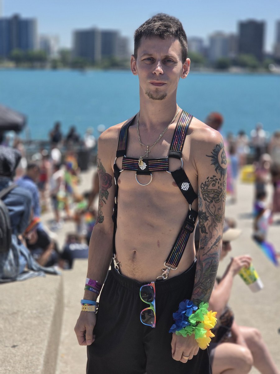 dylanmackey9370's tweet photo. A little photoshoot 😈 #gaytwink #kink #pride #gaypride #motorcitypride https://t.co/Oq3dHNSqgM