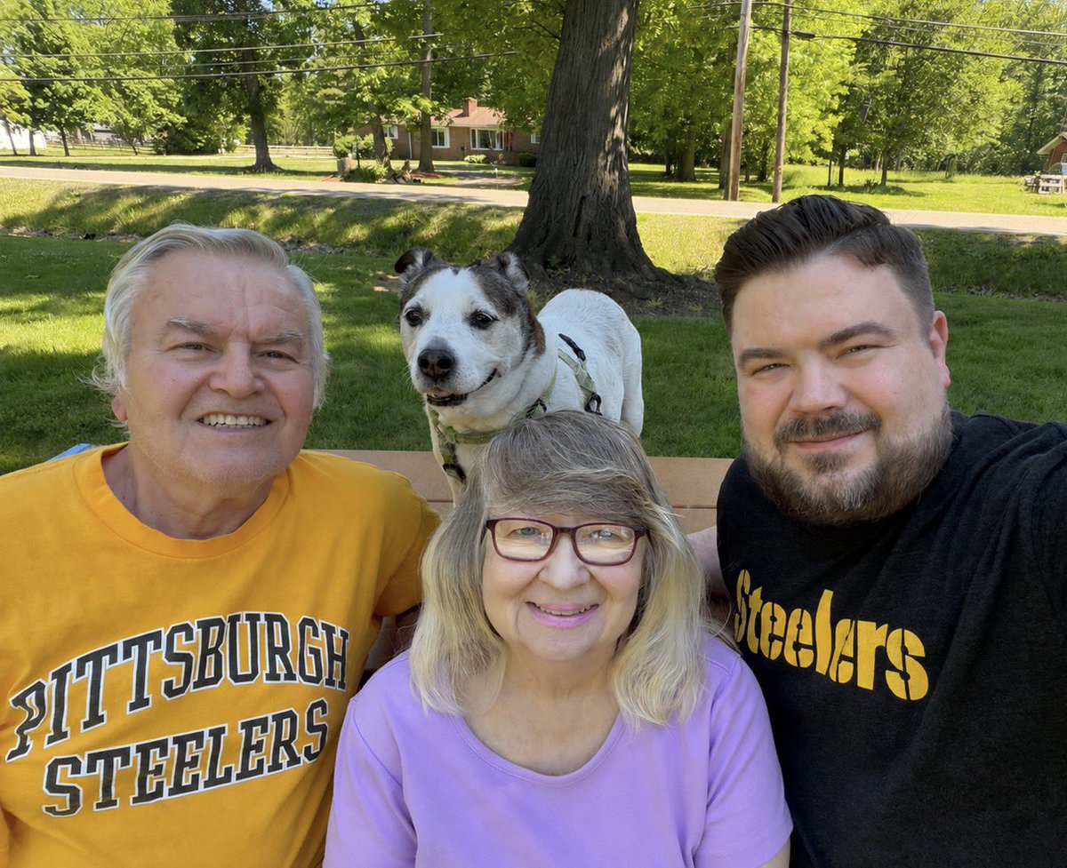 ScottJuba's tweet photo. Nothing beats spending quality time with my family. https://t.co/r0EqTAlL1y