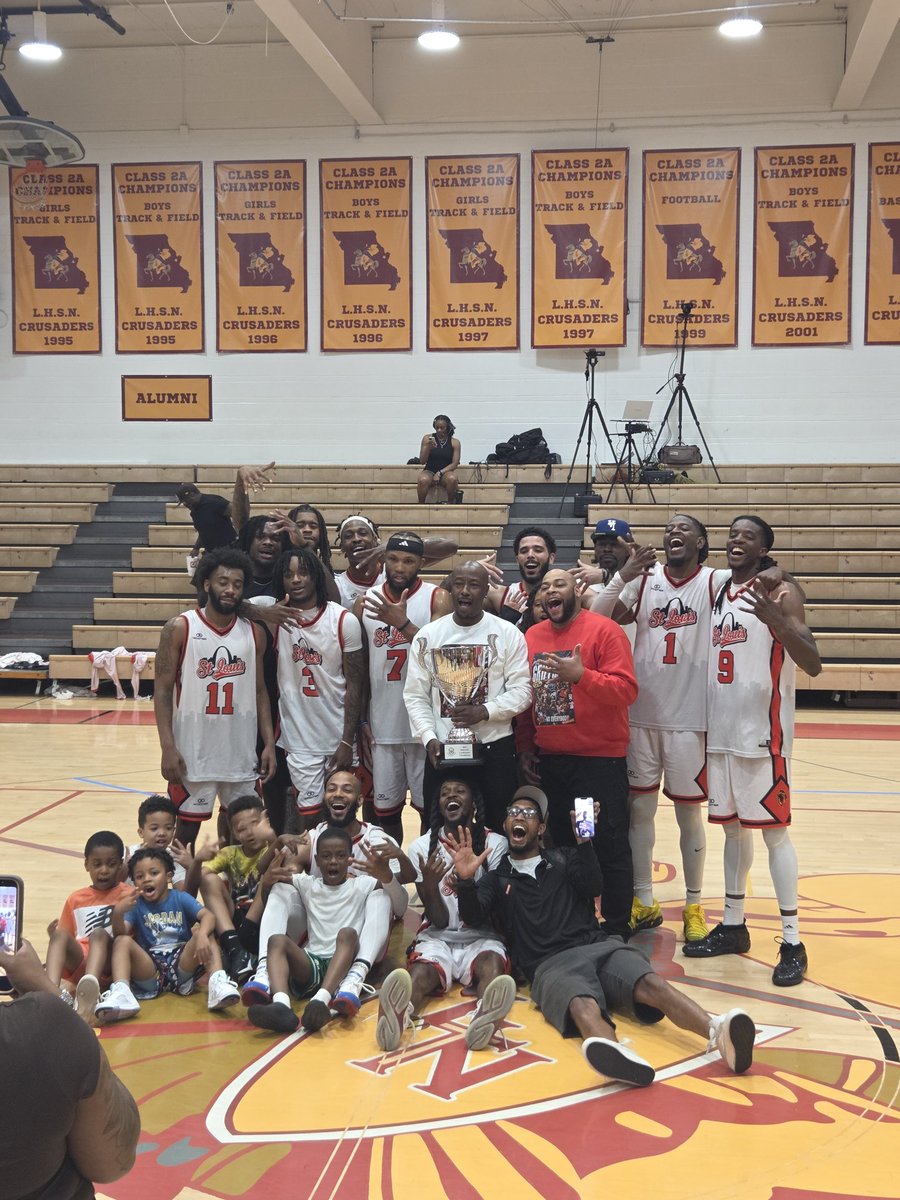 AyRelax_Kas's tweet photo. G'sss up again! 3x @TBLproleague Midwest Conference Champions!!!! Griffins Nation!!! https://t.co/IILhdw1eNu