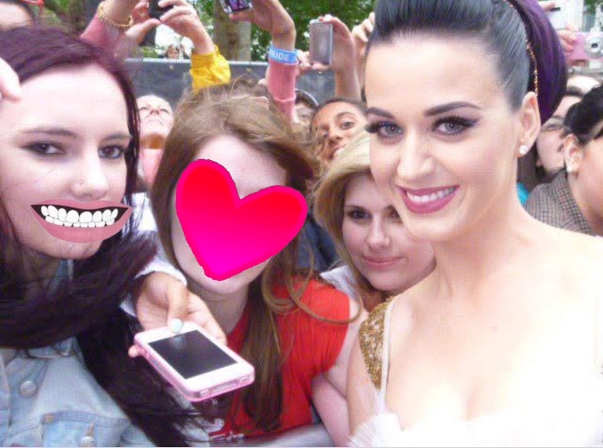 HummingBirdyxo's tweet photo. Heartbroken bc this girl should be watching the lifetimes premiere tomorrow but instead my brain is leaking out my skull :)
I hope all the kcs have the best time &amp; pls don’t forget to smile 💖 https://t.co/PeBvD8nOYz