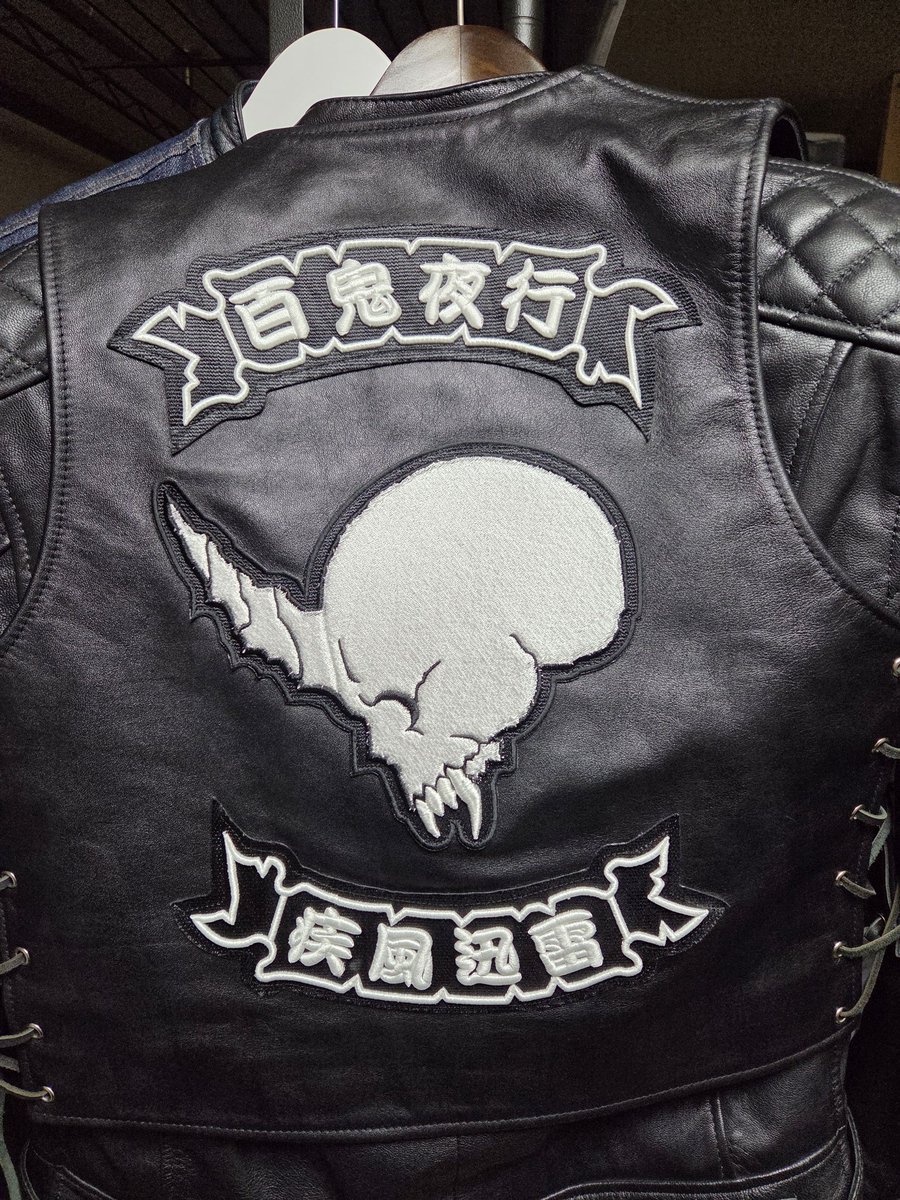 NeO_reRIDER's tweet photo. 還暦間近のオッサン（じいさん？）が遠足前日の子供のようにワクワクする事が出来るなんて…

歳も性も地も関係ナシ
排気量もジャンルも関係ナシ
腕前も歴も関係ナシ
通じるのはただ一つ
｢バイクが好き｣
笑顔を見せに
笑顔を見に…

次回、笑い声が響く秋晴れの日がもう待ち遠しい…🏍️

#百鬼夜行 https://t.co/cpbZjTvulI