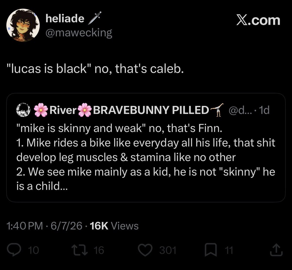 CLITITICUS's tweet photo. PLEASE HUG YOUR BLACK CHILDREN OMG https://t.co/BsY2Vmi1sP