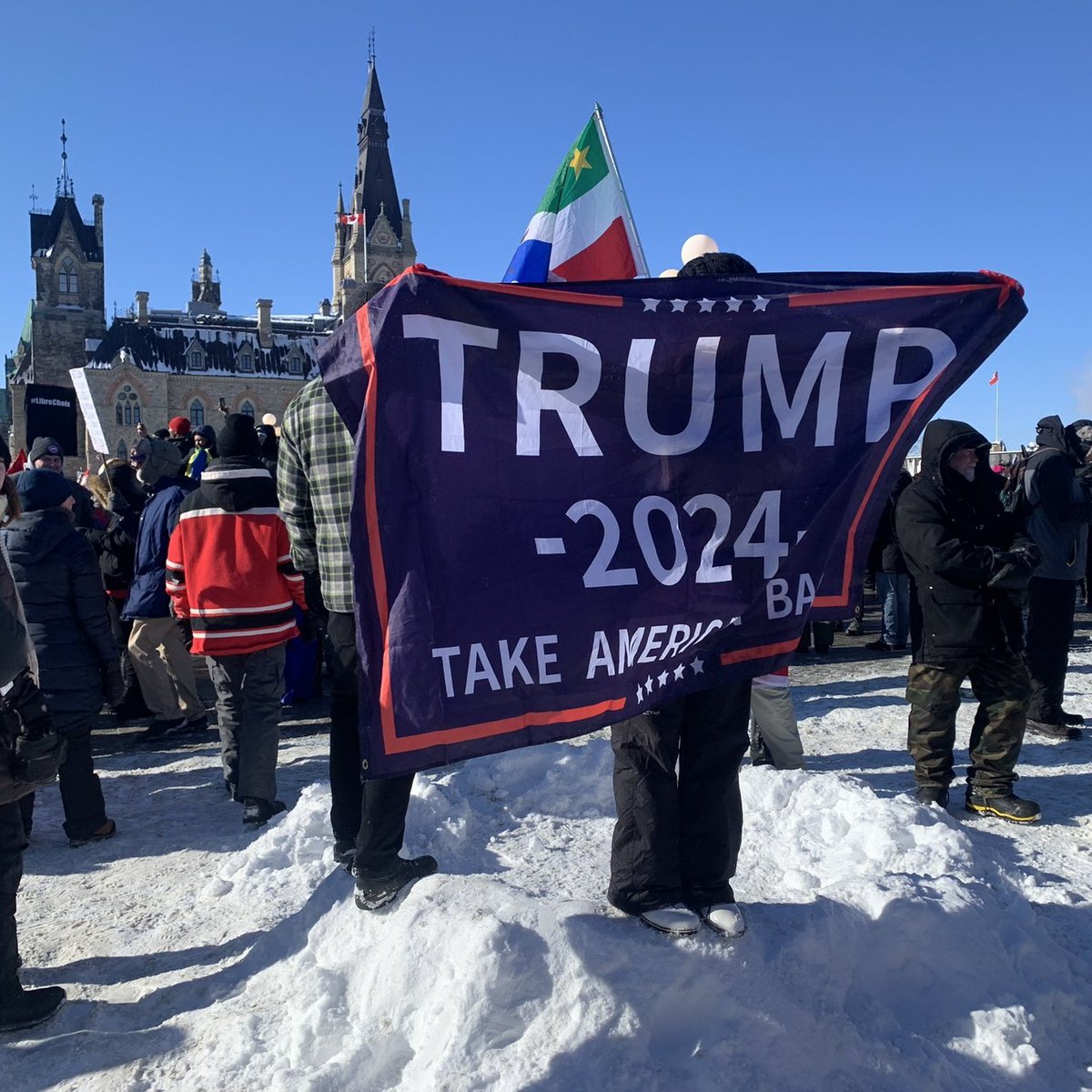 HenriAGS's tweet photo. Modern Conservatives are anti-science, anti-human rights, anti-democratic fascists

All because an American President is being blackmailed by Israel/Russia with the pedophile porn he recorded of himself

MapleMAGA gave up their humanity because they admire a blackmailed pedophile https://t.co/99qRFxStg5