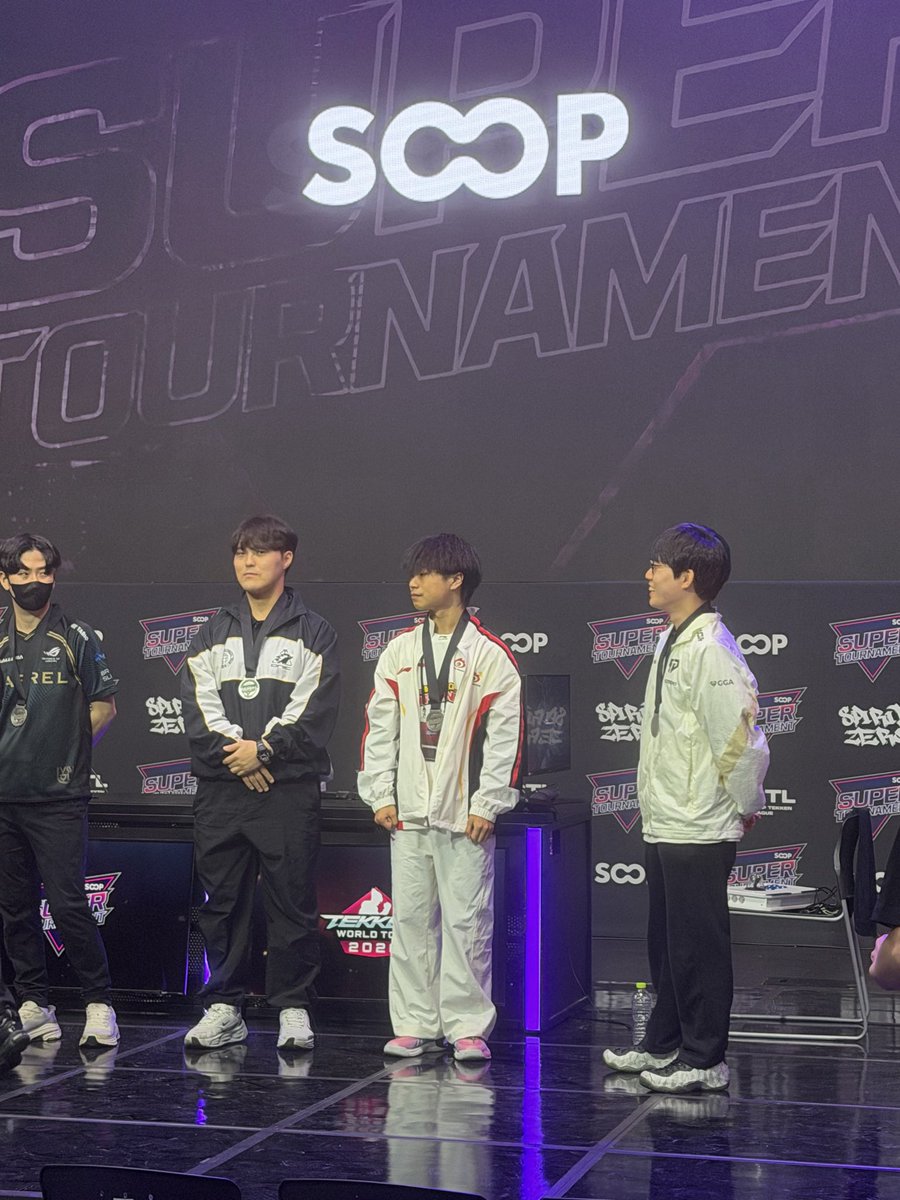 Deeon_Grey's tweet photo. @tk_xiaochenchen ended up coming 7th at Soop.
Although he missed out on qualifying EWC, the result and performance was still amazing, it’s the first time in Tekken history for any Chinese player to place top8 in any global Tekken event. Very proud of you
@Weibogamingwin https://t.co/Z9AGFsled3