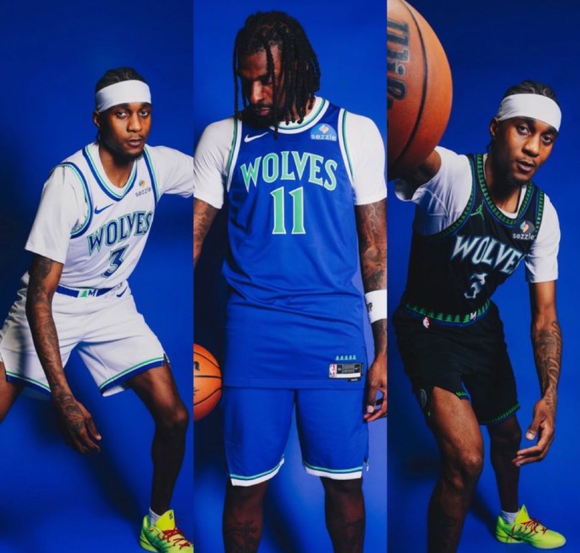 pisounalinha's tweet photo. Minnesota Timberwolves anunciando novos uniformes e o novo símbolo da franquia para a temporada 2026/27.

Muito baseado nos primeiros anos da franquia, no fim dos anos 80 e começo da década de 90.

Aprovados?

Esse azul é belíssimo. https://t.co/AZLm5TrBa4