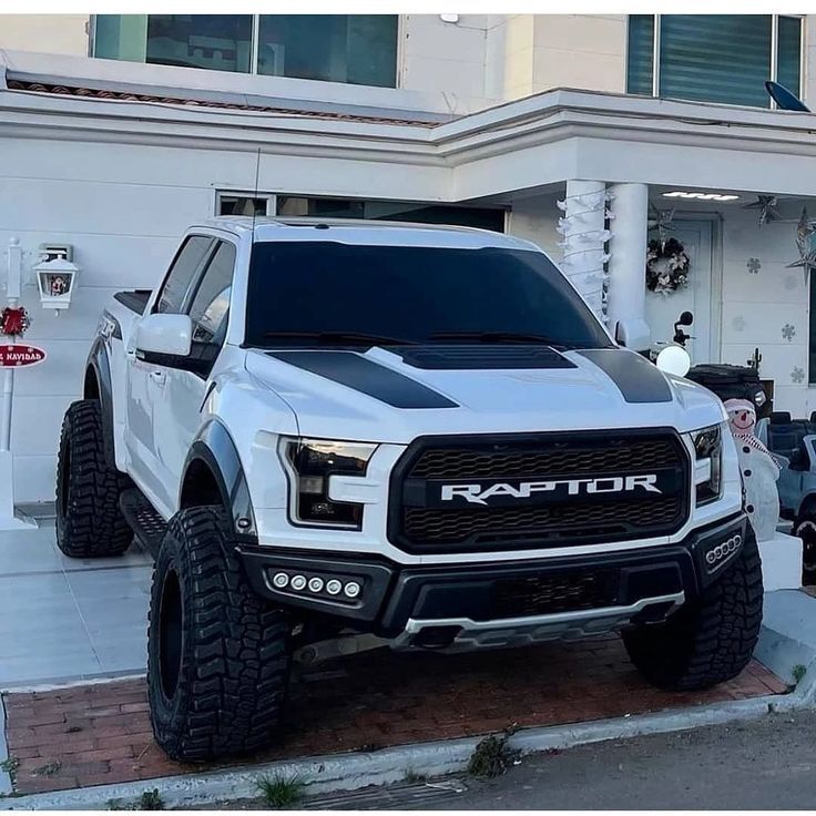 Auto_Porn's tweet photo. Ford Raptor https://t.co/KNAeHWnzQ1