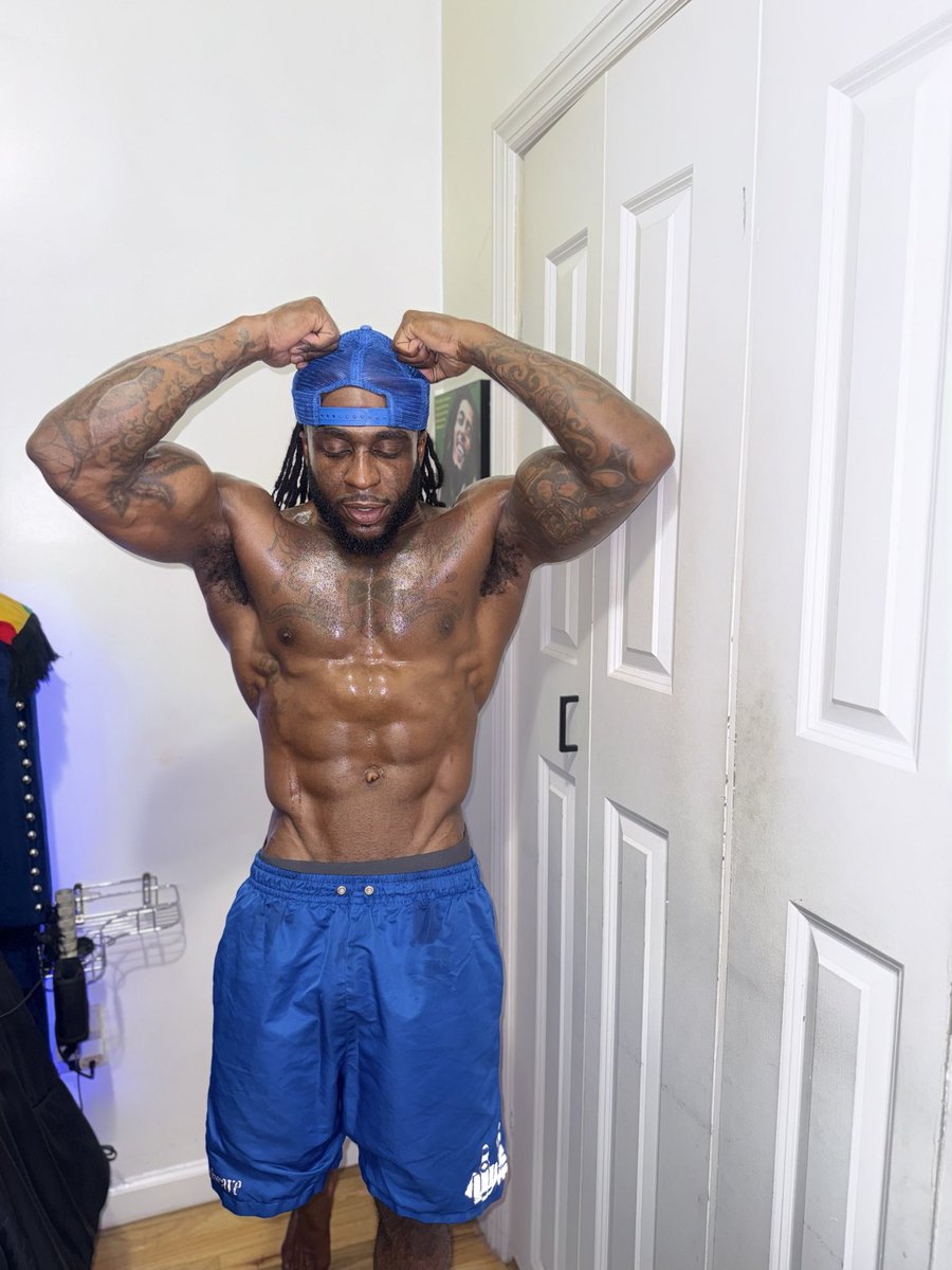 dreadyfit's tweet photo. 🥶🎯 https://t.co/UAjwJeMhok https://t.co/hbBllaxi1b