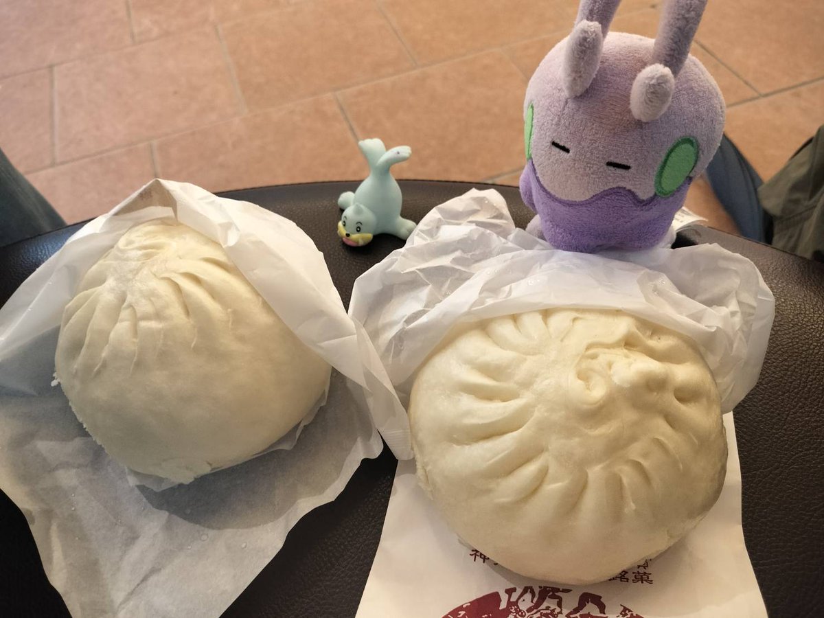 ahirunosora1984's tweet photo. 【おまけ】
会場後にしてフレンドさんとランドマークタワーで肉まん&コメダで団子と抹茶飲みながら上限交換会🥟🍡🍵
さすがに食べ過ぎたので帰り道世田谷の百麺は大盛+替玉に留めておきました🍜
#ポケモンGO #ポケモン #Pokemon_GO #PJCS2026
#華正樓 #コメダ和喫茶おかげ庵 #百麺 https://t.co/CPXusY89bj