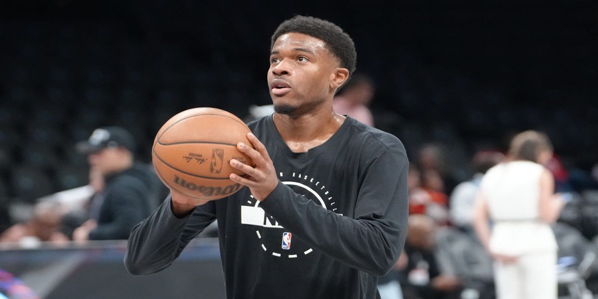 LeBron_Wire's tweet photo. Writer suggests Lakers take a flyer on promising 3-and-D wing

📸 Gregory Fisher, Gregory Fisher-Imagn Images https://t.co/fxkedqgQxz https://t.co/ZZcFCb6p8g