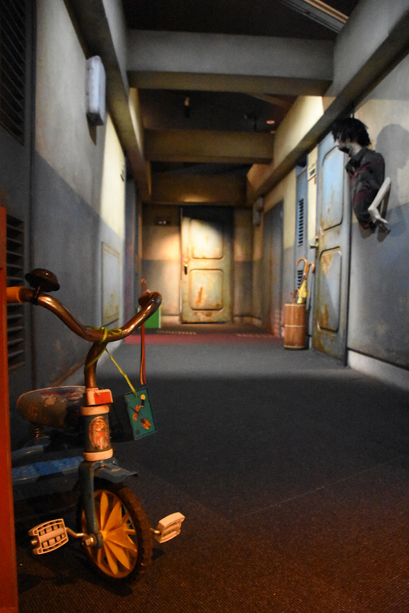 osakastyleNews's tweet photo. 大阪で「ホラーにふれる展」開催へ　映画美術の世界を体感
https://t.co/0kx36HXlET

#ホラーにふれる展 https://t.co/VKfSI3XofE