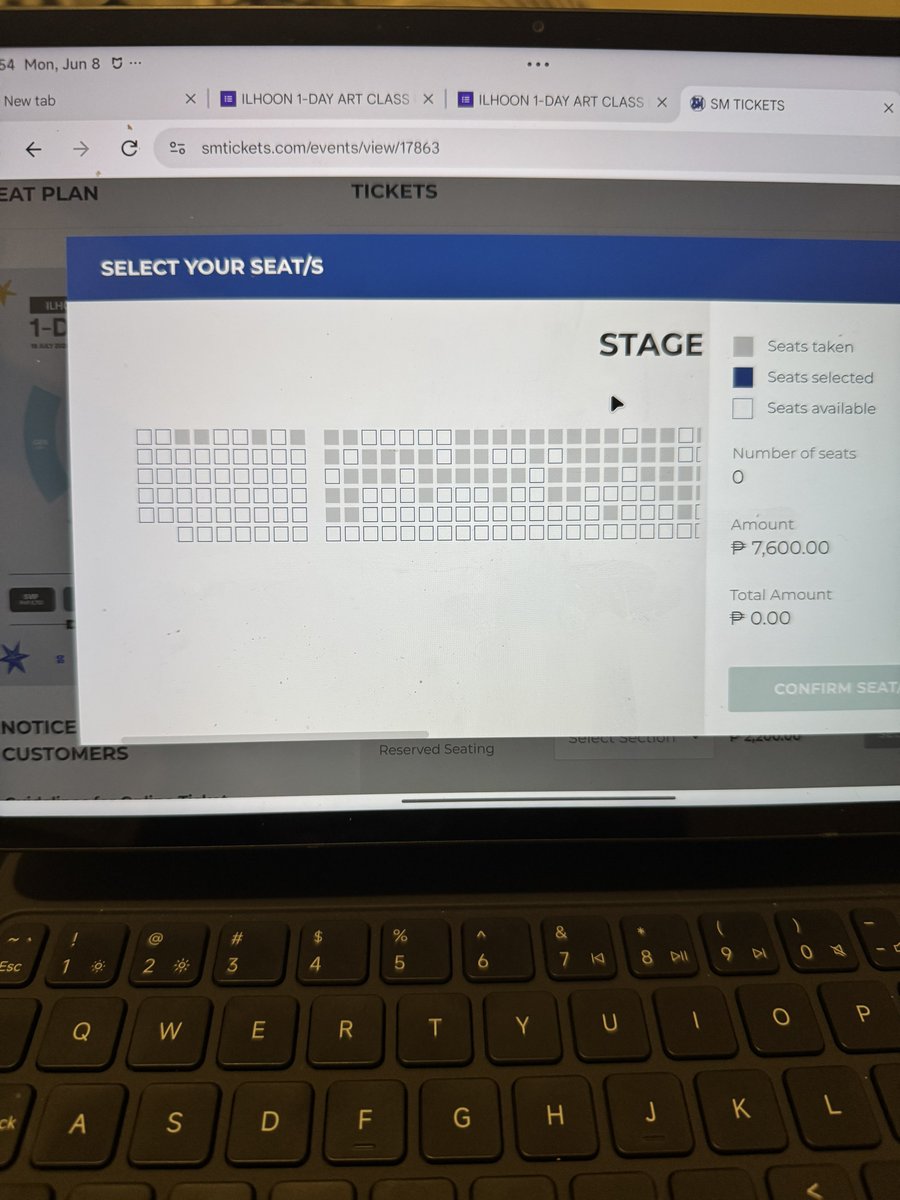 ilhoonmikael's tweet photo. guyss there are still loads of tickets available especially vvip (hope we can get at least 70%) https://t.co/nSySmh91Sj