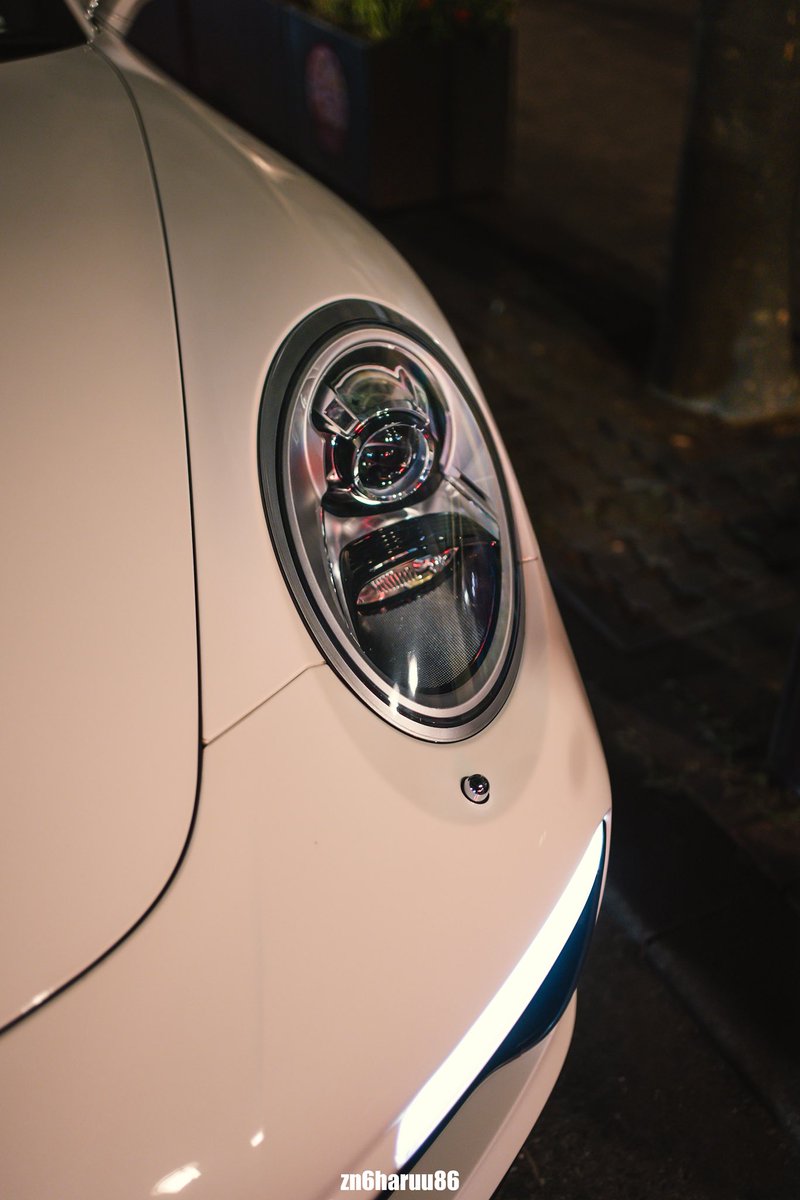 zeto4rou's tweet photo. 福岡に映える #porsche https://t.co/CPmP1PG5MW