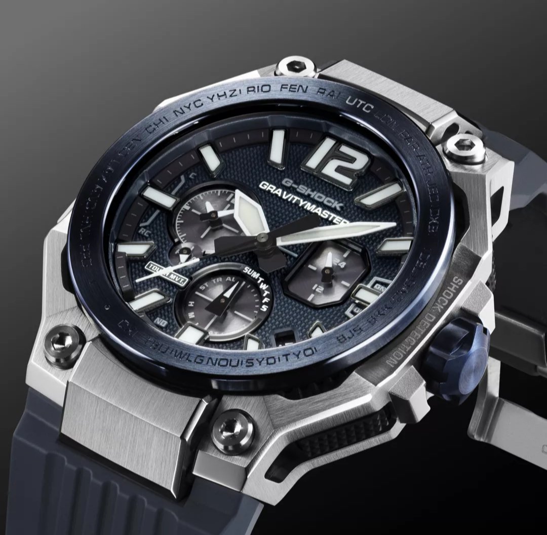 gshockjp's tweet photo. 【GWR-B3000】新グラビティマスターではブルー「GWR-B3000A-2AJF」が一番人気！ https://t.co/oGOQINJSlM https://t.co/c3Hns5RJ3i