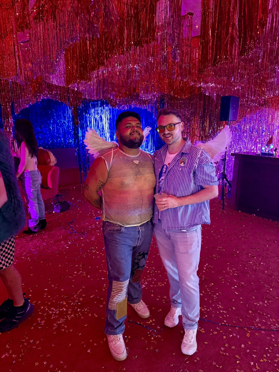 mikeyocean_'s tweet photo. 🌈 @thepaulalley https://t.co/0g5FC2QysS