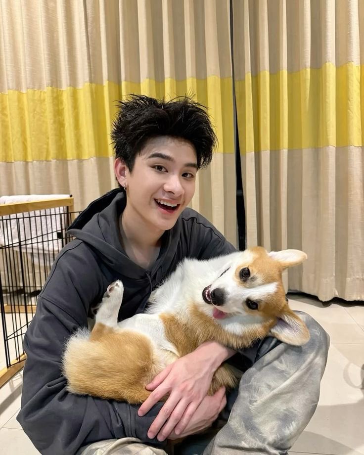 _fernsp_'s tweet photo. เอ่เอ้ สะกะดุ้ง กะดิ้ง ป่ะดุ่งดิ้ง ดุงป่ะดุ่งกิง
เอ่เอ้ สะกะดิ้ง สะกะดิ้ง ป่ะดุ่งดิ้ง ดุงป่ะดุ่งกิง 
กู๊ดมอนิ่งงับ ขอให้วันนี้เป็นวันที่ดีสำหรับทุกคนนะค้าบบ ขอให้วันนี้ทึกคนสมหงังอย่างใจหวังนะค้าบบ🥺🍀 https://t.co/LBRFhXGAQd