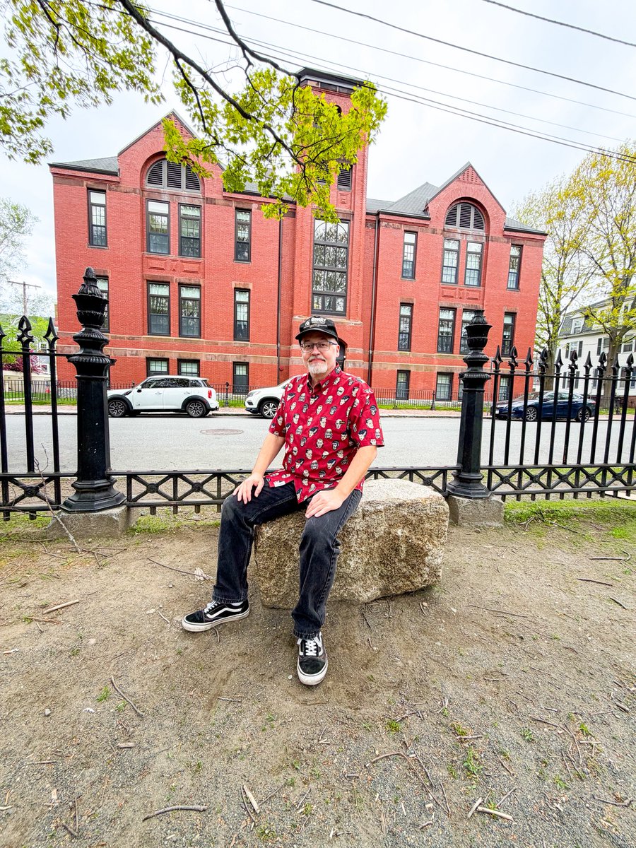 jimorear's tweet photo. You can see my Hocus Pocus 30 years later video on my YouTube channel now - Jim O’Rear’s Wacky World!
#HocusPocus #filminglocations #salem #travel https://t.co/aGM27zJfeA