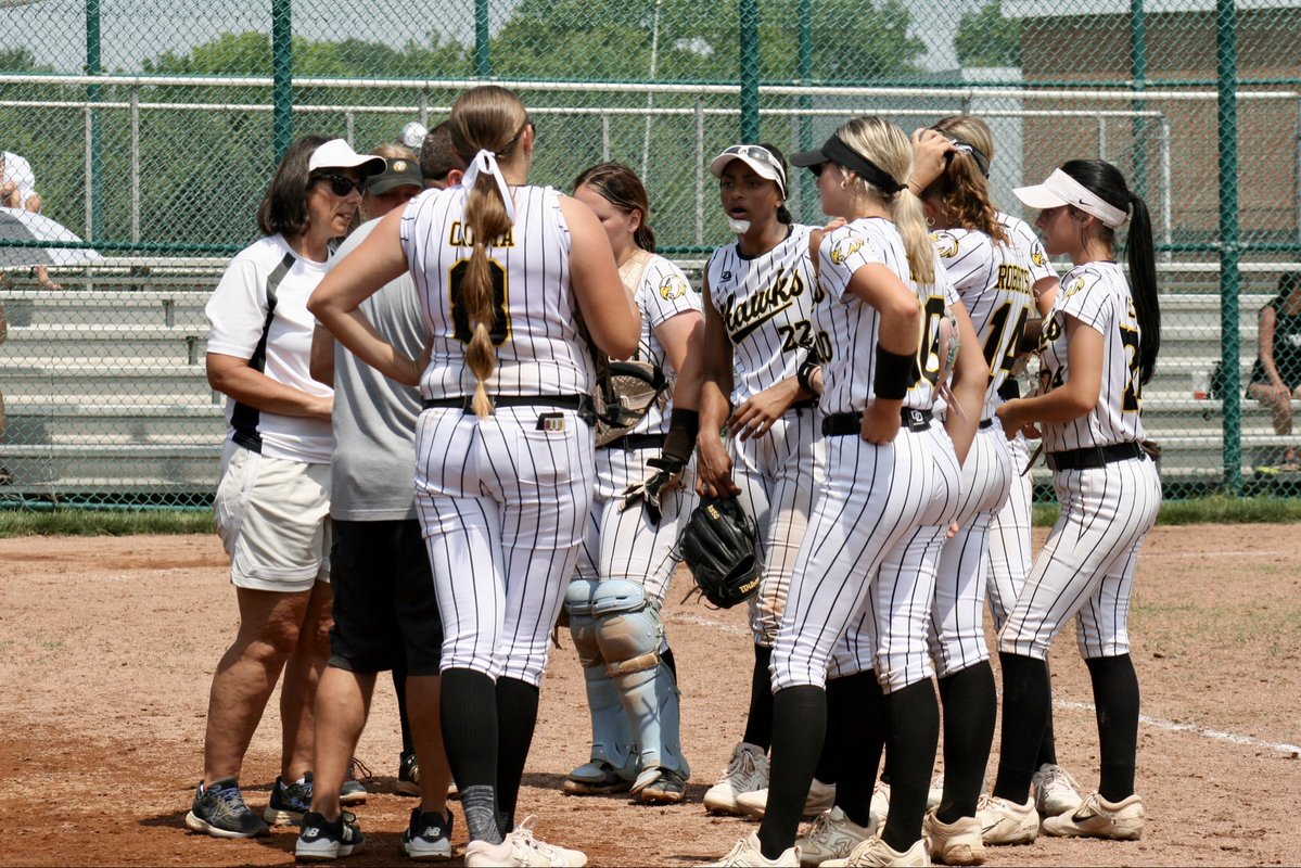 Ohiohawks09King's tweet photo. Final game
@EllieS_2027 was 🔥 in the ⭕️
1H in 4.1IP 7Ks
@sgault2028 1/2 RS
@2027Hopf 1/2
@K_Kenney2027 
@BellaCosta2027 1/3 RBI
@lodonaldson_29 SAC Fly RBI
@KyleneSeibel BB SB RS
ready to get back at it next week @TopGunEvents @DiamondAddicts @tagupSoftball @DDSBandEvents https://t.co/4HVX12tryf