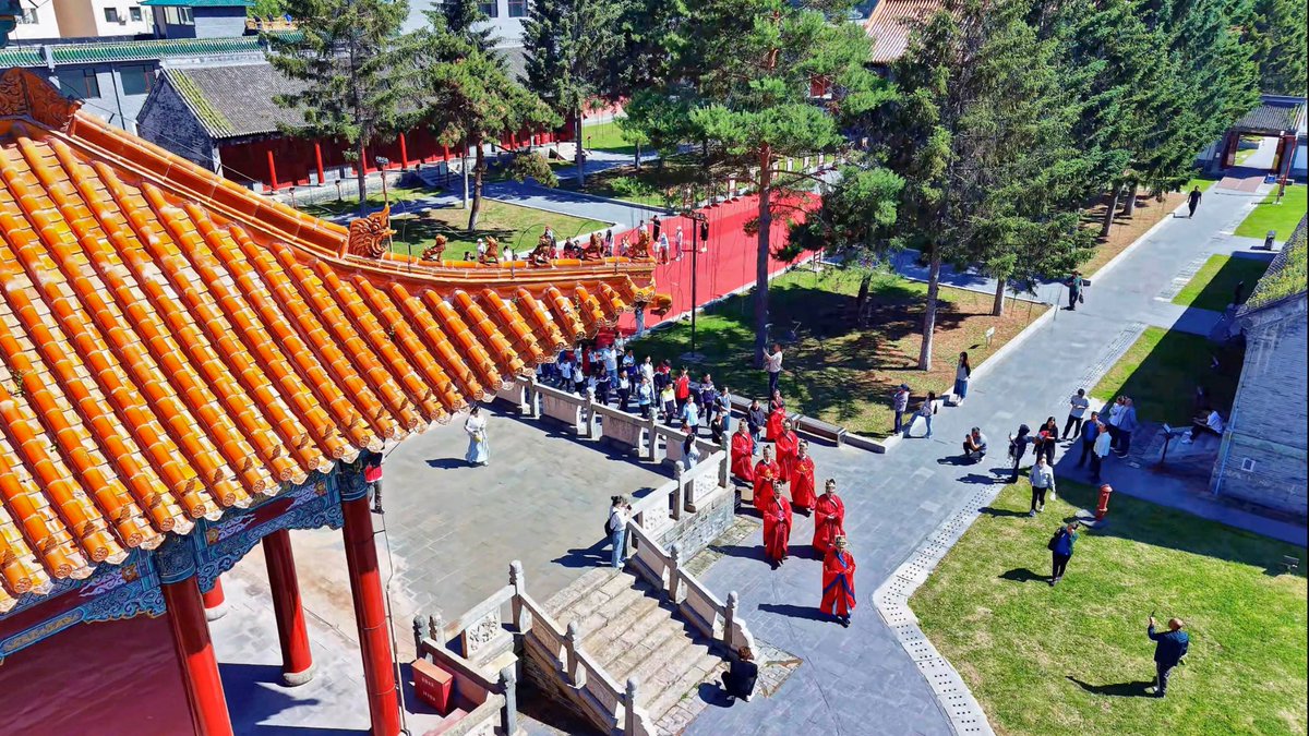 JiLinCityImages's tweet photo. Qifei Rite at Jilin Confucian Temple
吉林文庙的启扉礼
#JilinCity https://t.co/nZQwVjQEmm