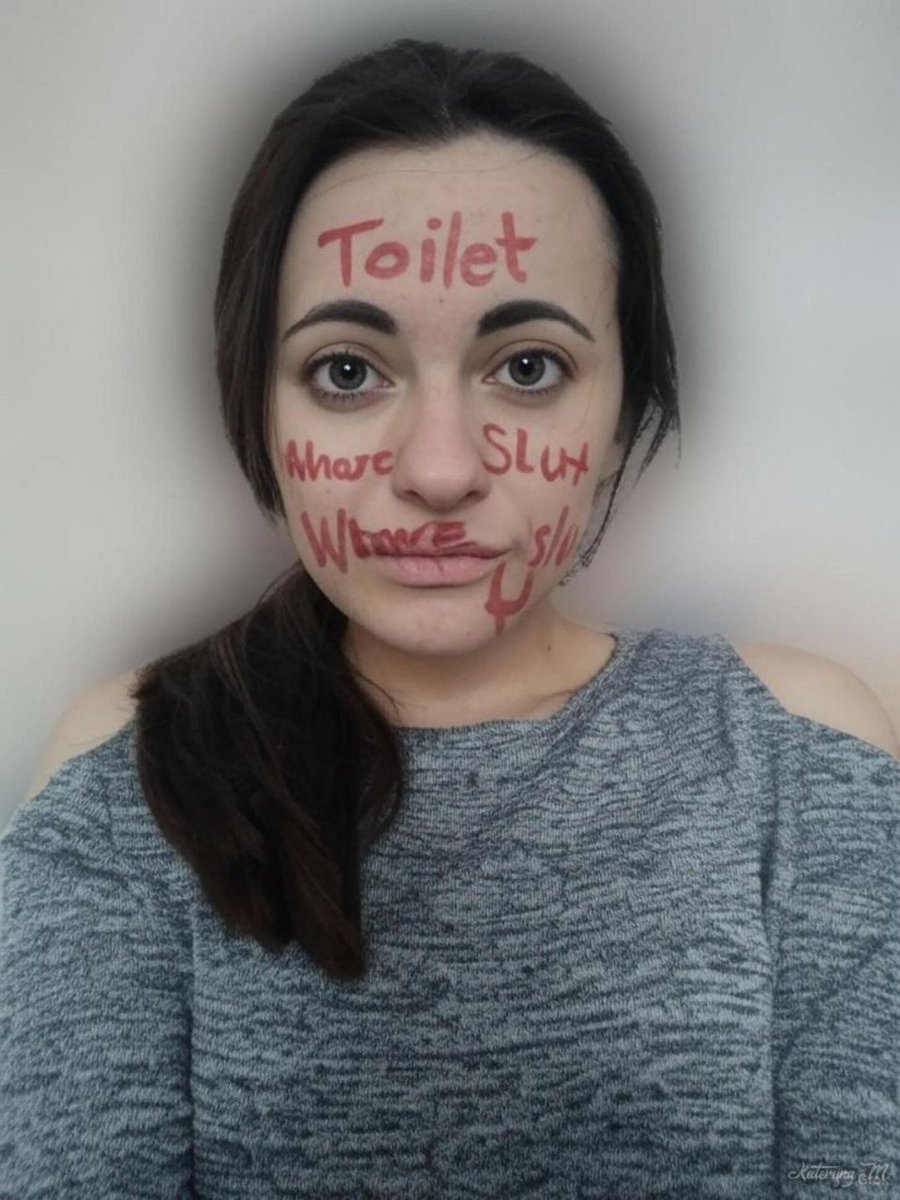 Vicious_Vixen05's tweet photo. Who doesn't love a good toilet slvt. That's a good femsub. https://t.co/LvO3SPJK3C