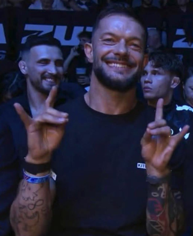 timelyfinnbalor's tweet photo. 🖤🤘🏼 https://t.co/Ai9czrDljM