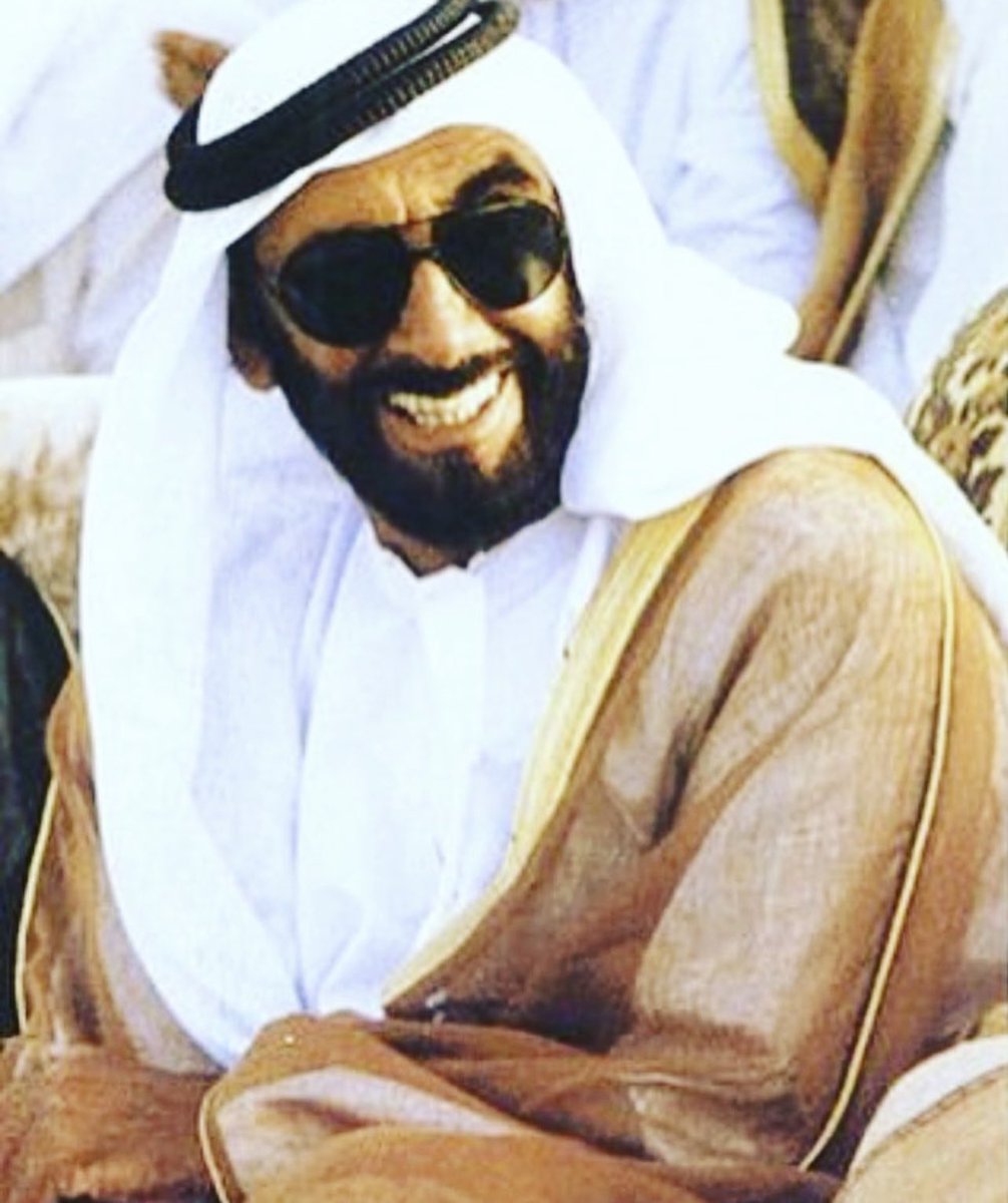 AA_Alhamiri's tweet photo. اللــه يرحــم #حكيم_العرب  
الشيــخ زايــد بن سلطــان آل نهيــان 🇦🇪

أبنائنا الذين أعمارهم 3 سنوات يعرفون والدنا #زايد الخير والعطاء والكرم والحكمه 
فأكرمه الله بأن يبقى ذكره حاضراً 
وأفعال #زايد_الخير حاضره في #الامارات وخارجها في حياته وبعد مماته ،،، 
من مثل #زايد https://t.co/wtjjZC7FqW