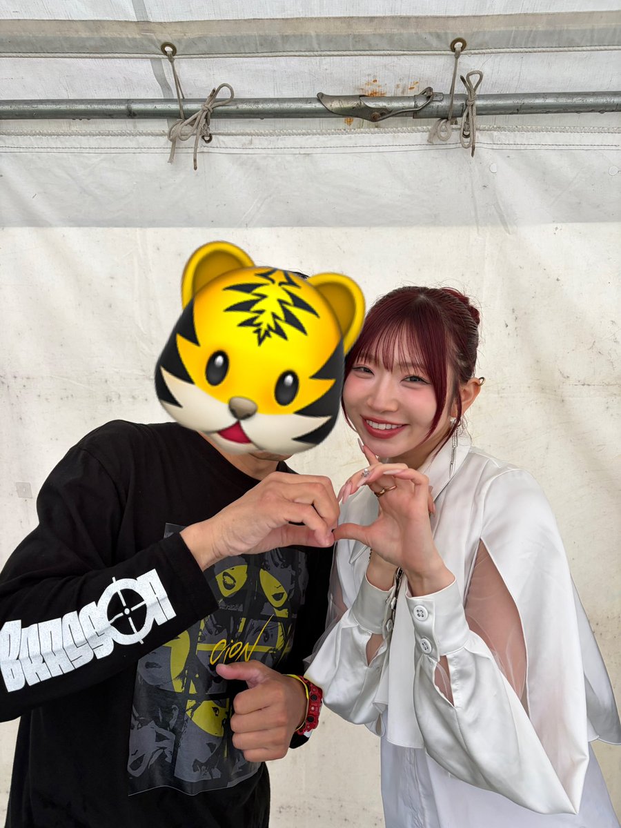 arberteinstein1's tweet photo. LUMINA  SKY LIVE FES 2026  in 赤穂 
今回も全通で一緒に駆け抜けたリリイベでした🤗最後のリリイベが雨の中、シーオンちゃんらしい？(最強の晴れ女、晴れ男がいたけどダメでした😅)
転スラエンディング曲渇望がシーオンちゃんのターニングポイント(最強に有名になる)になって欲しい🙇
どんな時もいてくれるのが嬉しいと言ってもらえたので、これからもずっとそばで応援していきます(愛を伝えていきます)🤗
#CiON #シーオン #ブラドル #せあきお
