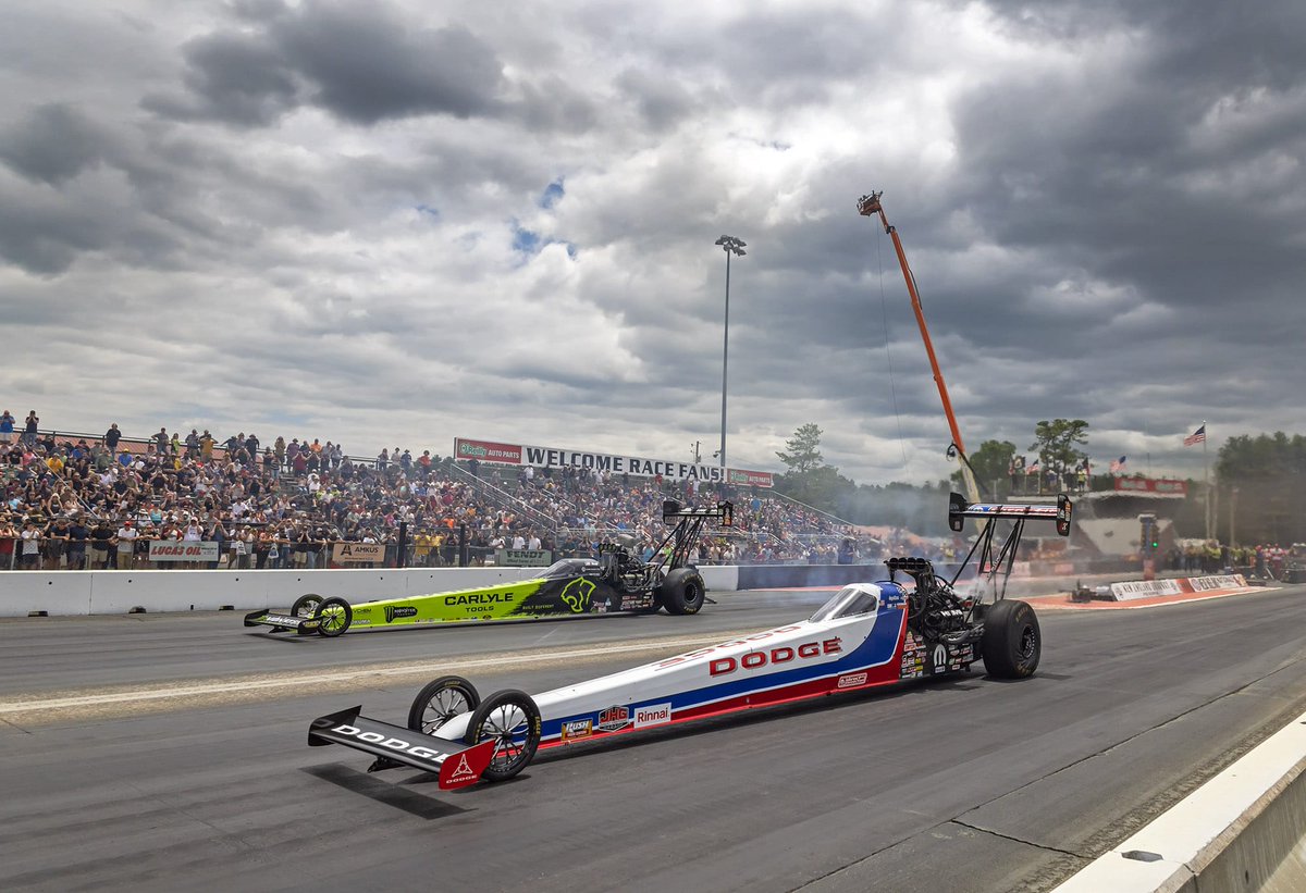 LeahPruett_TF's tweet photo. It's been one heck of a day, making it to the final round here at Epping. But  Mother Nature decided today's ending didn't fit in her schedule. 
The final round will now be ran this Friday during Qualifying at the #ThunderValleyNats. 

Bristol, you're in for a show. https://t.co/3jsWzot998