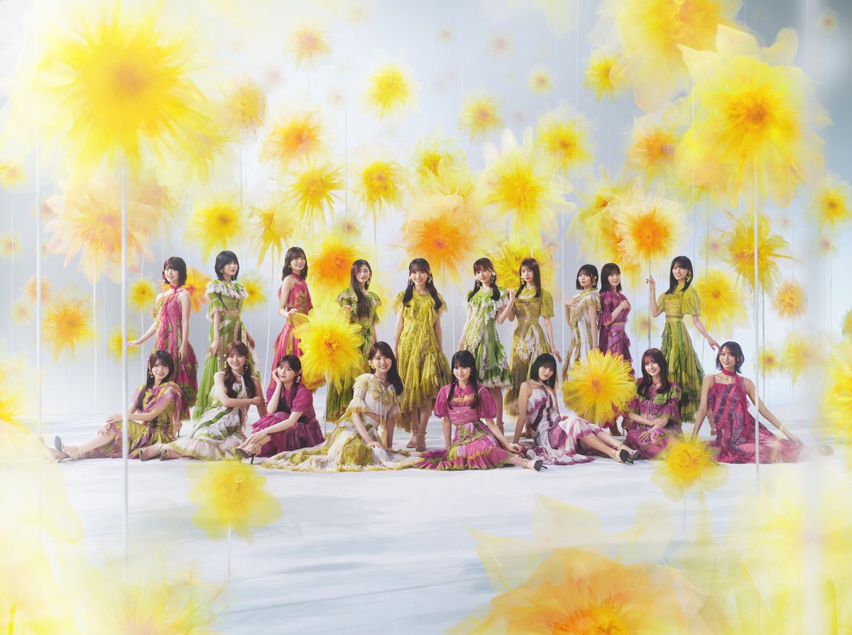 46FansINA's tweet photo. The artist photo of Nogizaka46's 42nd Single, "Zehi ni Oyobazu", has been published today! 💜✨

#乃木坂46
#乃木坂46_是非に及ばず https://t.co/ucfjMVZ0aV
