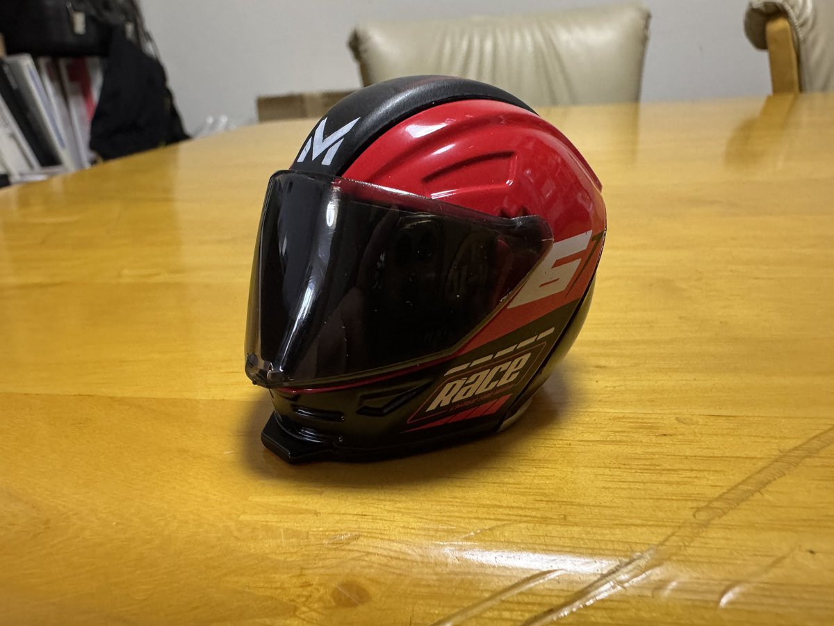 aibou048's tweet photo. temuで見つけた
ライダーのフィギュア

ヘルメットの���来が結構良いし
ヘルメットが開閉して
体の部分が収納できて良き！

 #temu https://t.co/uylLRAO6i0