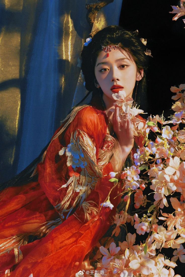 yingluvrs's tweet photo. wait this kinda reminds me of this wang yinglu omg https://t.co/ZNjKcsymdw