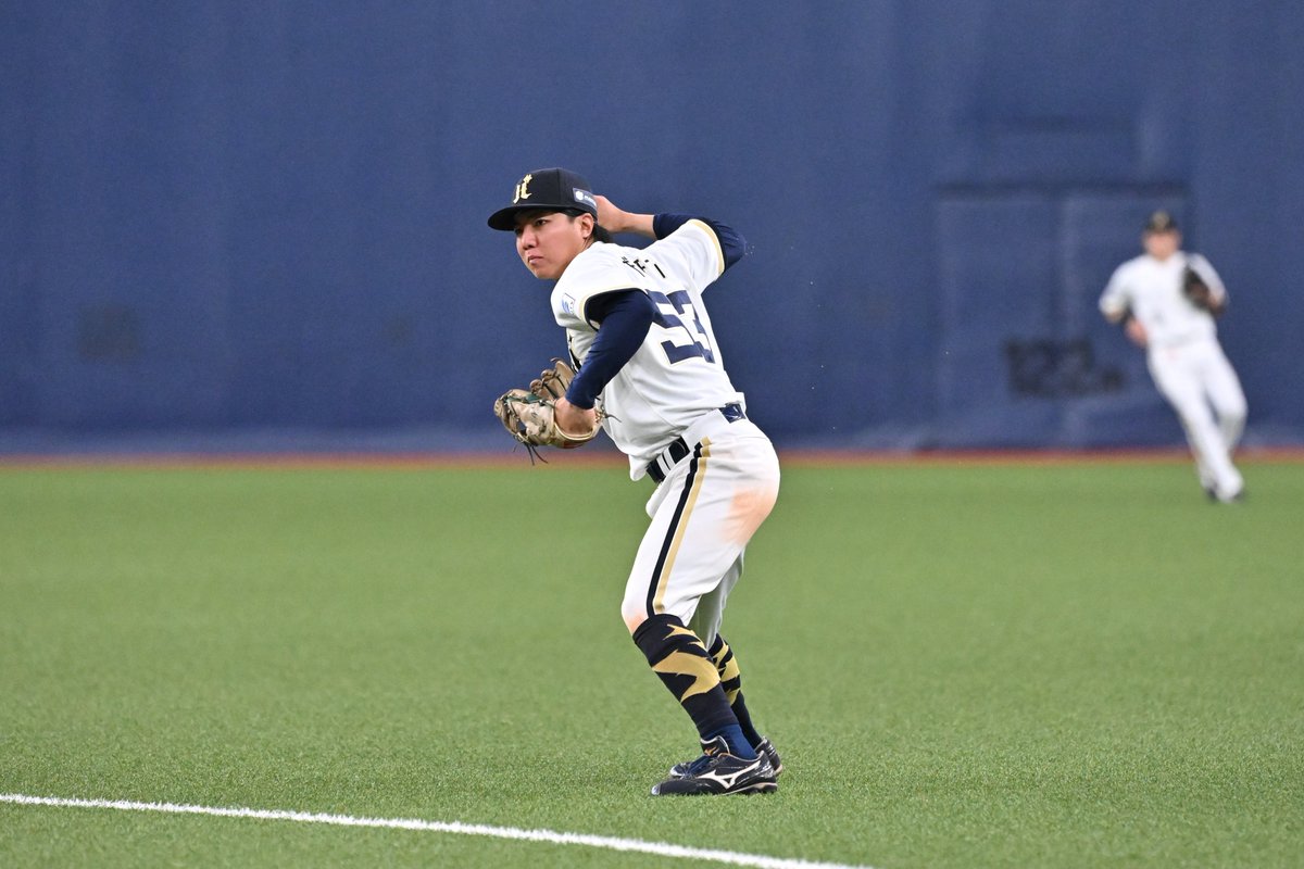 Orix_Buffaloes's tweet photo. 📢Bsオリっこデー2026オークション本日最終日🔥
入札期間は、本日6月8日(月)22:00まで！！

第2弾はオリっこデー限定の「キャップ・ヘルメット」を出品いたします!!
全て直筆サイン入りでお届け✨

入札はこちら👇
https://t.co/MLHeTOg9uH

#Bsオリっこデー #Bs2026 https://t.co/bb9KKUvjU7