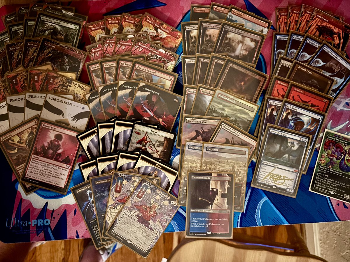 JlambertlLyons's tweet photo. RCQ 5R 24 players
R1 🥋🥋 Living End
R2 🥋🐶🥋 Esper Blink
R3  Scoop (affinity 0-2 match up cursed w/o Assault Strobe)
R4 ID w/⛪️ Boros
R5 ID w/ Tron (white border)

QF 🥋🥋 Tall Boris w/ Solitude
SF 🥋🐶🥋 Esper Blink
F Scoop ⛪️ Boros

its really about the gathering!
@fireshoes https://t.co/4PZOuFT7F5