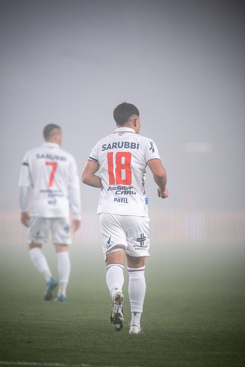 Pavelnunez9's tweet photo. Seguir ⚔️ https://t.co/PyBk22w0C0