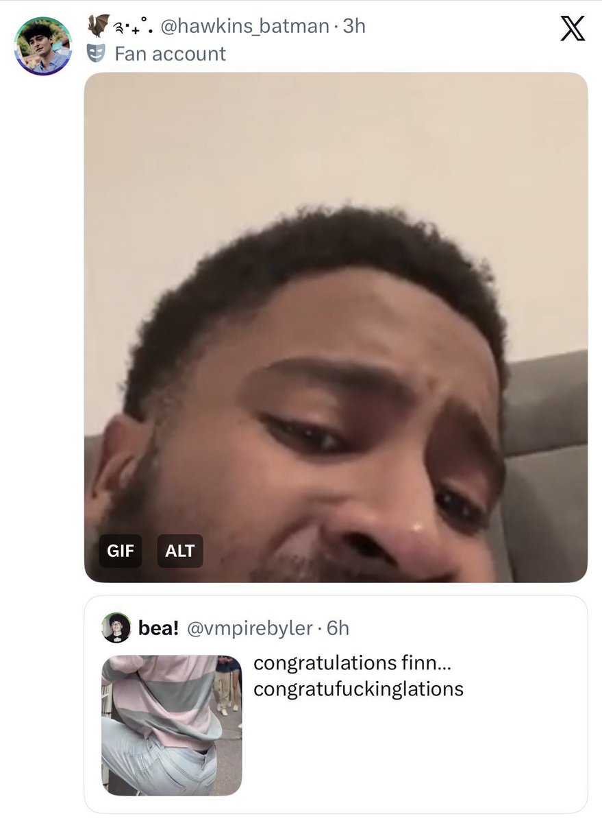 DeerChoseMe's tweet photo. BUT I HURD ITS BAD TO MAKE OBJECTIFYING COMMENTS BUT SUDDENLY when it’s ur fellow schnappie suddenly it’s ok…? #GOONBAIT …??!?!! O_O…. Noah solos can laugh while foahs can merely chuckle… https://t.co/9BctHj9q7e