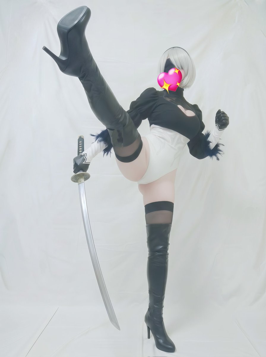 cos_s2ais2's tweet photo. 아뵤(?)

귀국 후 본업 복귀(?)

#コスプレ #cosplay #nikke #nikkecosplay #2b #NieRAutomata #니케 #ニーアコスプレ https://t.co/Cevb1ElBng