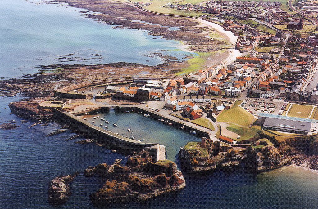 MysticScotland's tweet photo. Dunbar, East Lothian, Scotland 🏴󠁧󠁢󠁳󠁣󠁴󠁿

Dunbar is a coastal town in East Lothian on the North Sea shore. It was once a royal burgh and busy fishing port, and its castle ruins still stand right above the old harbour. While its best known as the Sunshine Capital of Scotland, the town is also famous as the birthplace of John Muir in 1838, who went on to become known as the Father of America’s National Parks.

Just across the harbour on Lamer Island is the Dunbar Battery. Built in 1781 to defend the town and harbour from privateers and possible invasion - although it was never actually used in action and later served as a hospital. These days it’s been restored as a public space with an amphitheatre for events and gives brilliant views out over the Bass Rock. The two harbours are still active with fishing boats and yachts, and the coastal paths make it easy to spend time exploring this sunny stretch of Scotlands shoreline.