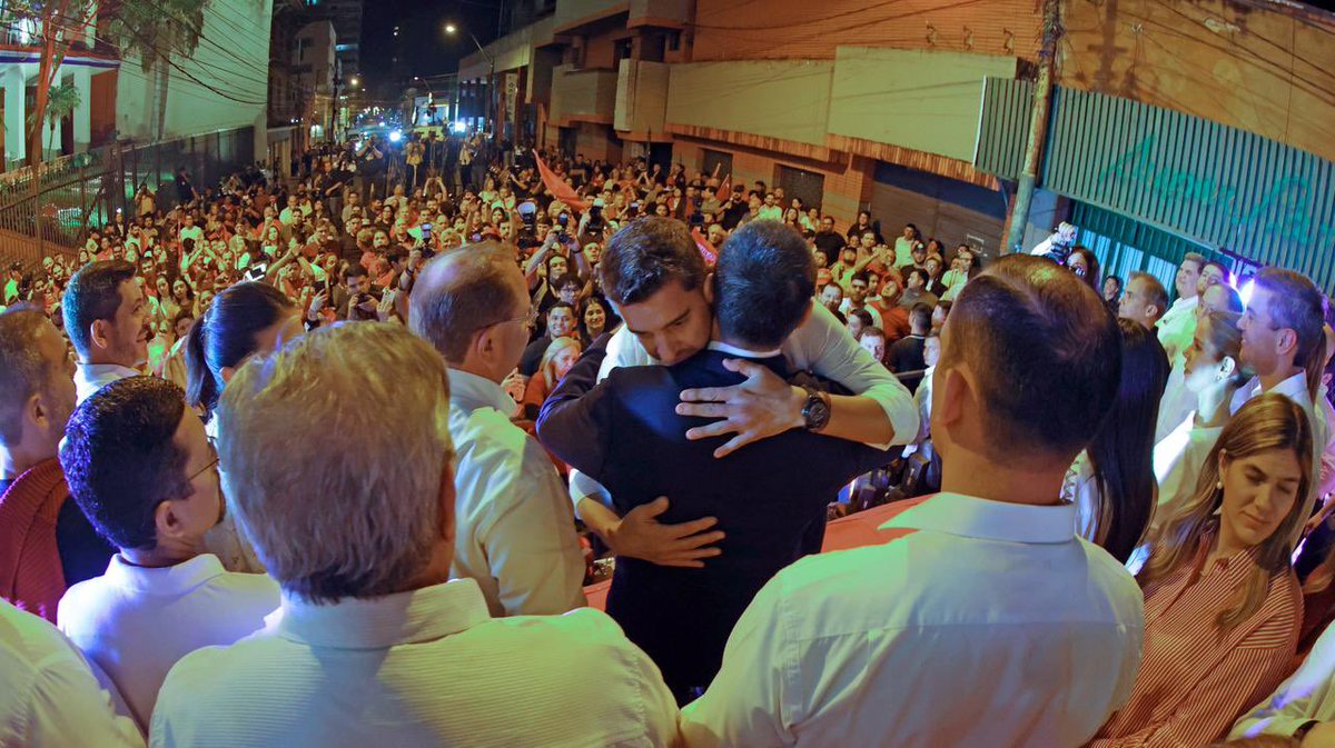 AllianaPedro's tweet photo. Felicito al gran pueblo colorado por esta ejemplar jornada democrática.
Una vez más, miles de correligionarios participaron de nuestras elecciones internas, fortaleciendo a nuestra organización política que sigue apostando a la participación, la renovación y las oportunidades. https://t.co/Zvvozz5L8z