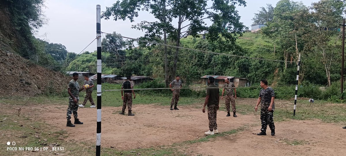 48bnCrpf's tweet photo. Strong teams are built through shared effort. Evening games at 48 Bn CRPF fostered coordination, sportsmanship and team bonding, contributing to a positive and motivated environment among personnel.#EveningGames #TeamSpirit #ForceWellbeing 🇮🇳 https://t.co/hyHEN6MJmL