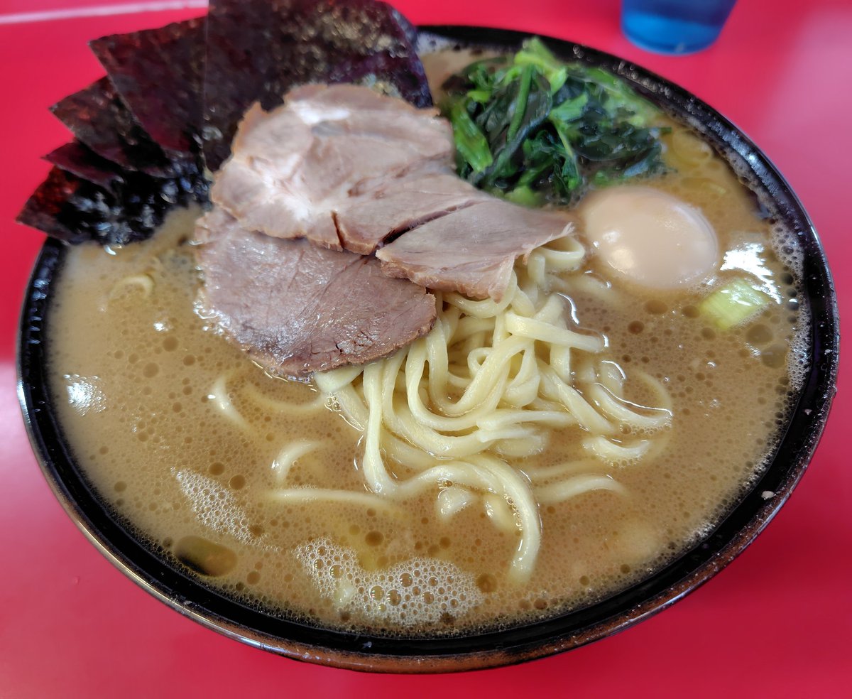 hiro1623oki's tweet photo. 北越谷『佐々喜家』
特製ラーメン（大）＆ヤワ🍜
午後から長女の三者面談です🚃 https://t.co/WSdysCIj0Y