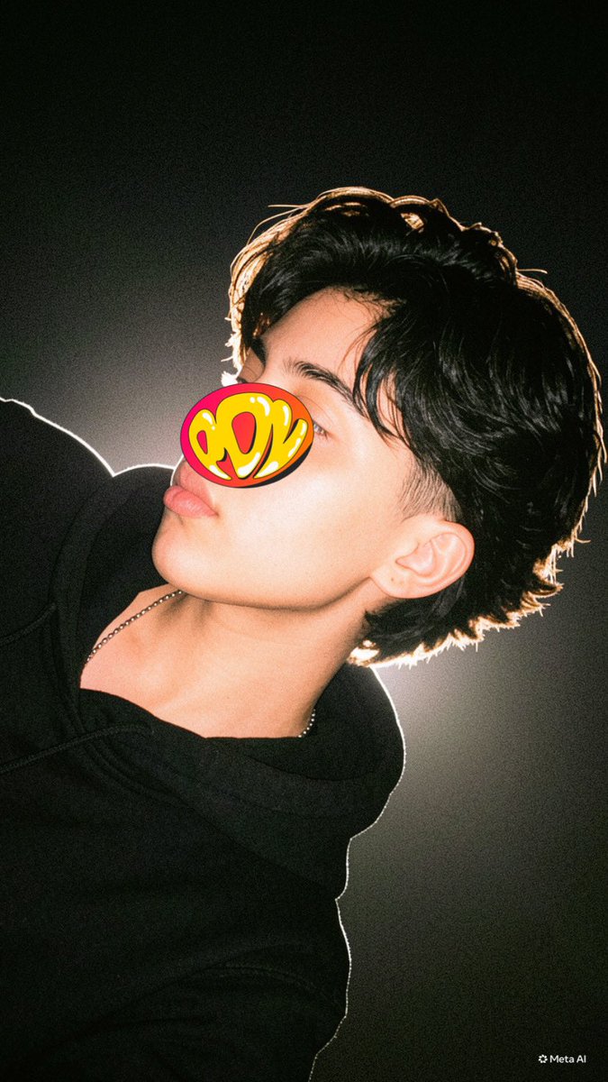 l_lleo7's tweet photo. NEW HAIRCUT ✂️ https://t.co/DBXhQ2oad1