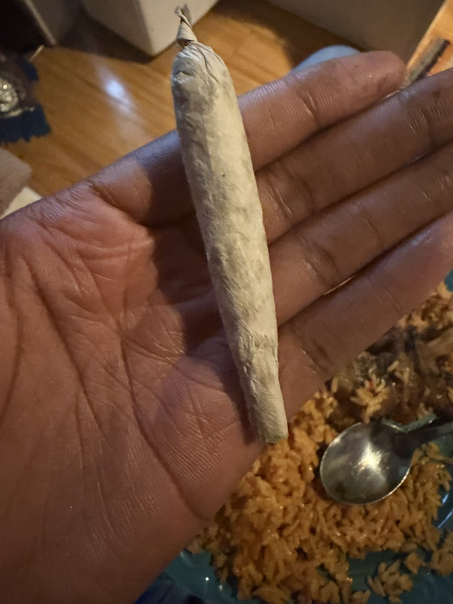 richsexyslut's tweet photo. niggas not pearling shit like me https://t.co/c056SxARZo