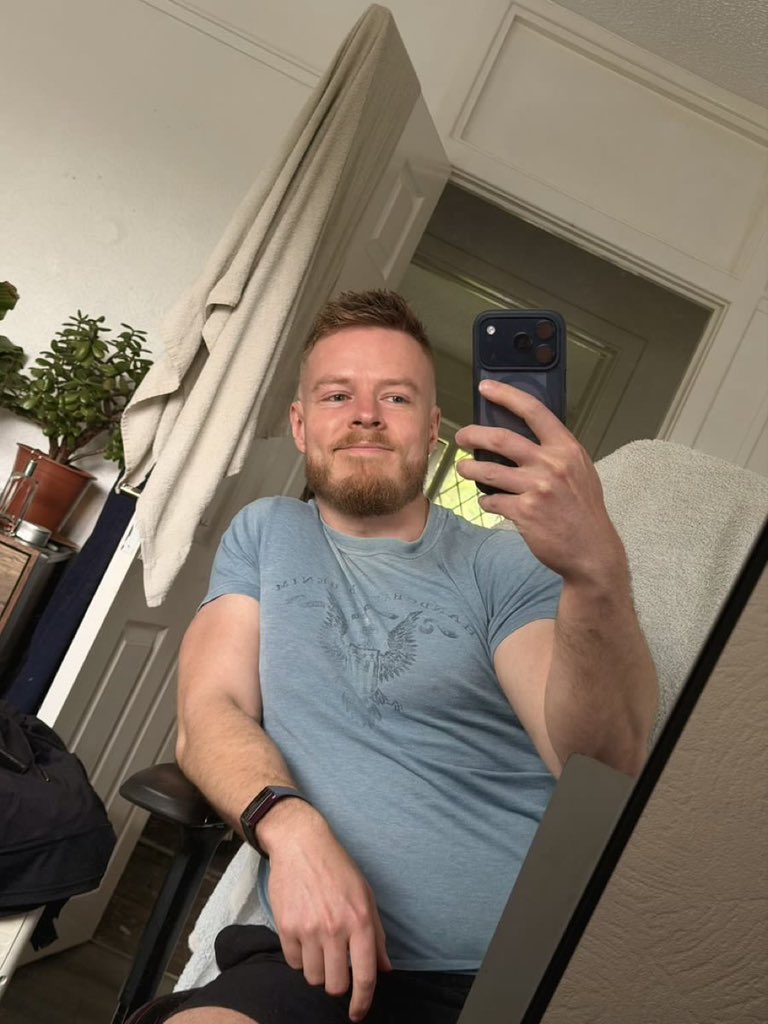 TimbosTit's tweet photo. Fresh trim 💁‍♀️ https://t.co/jNrovSHw1V