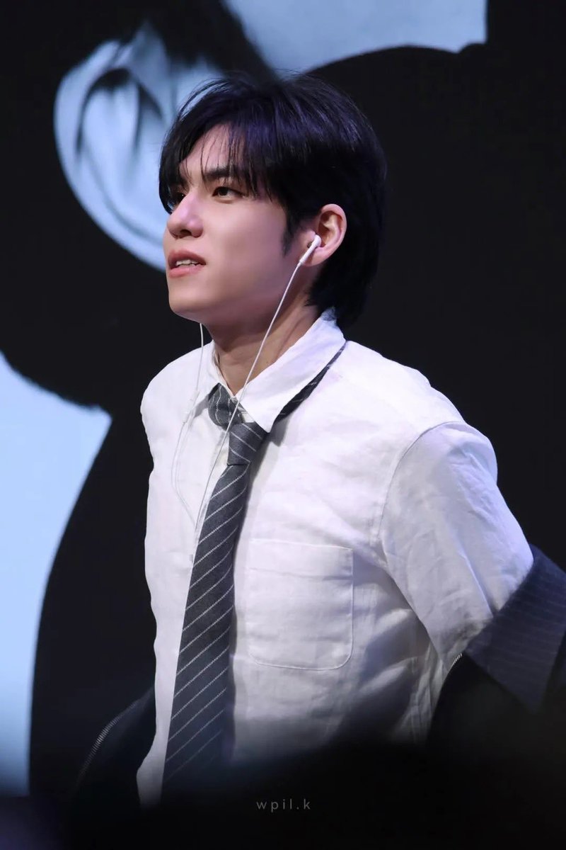 MaximumPIL's tweet photo. 260606 kim wonpil.. 🔥 #원필 https://t.co/W030AL3Gc0