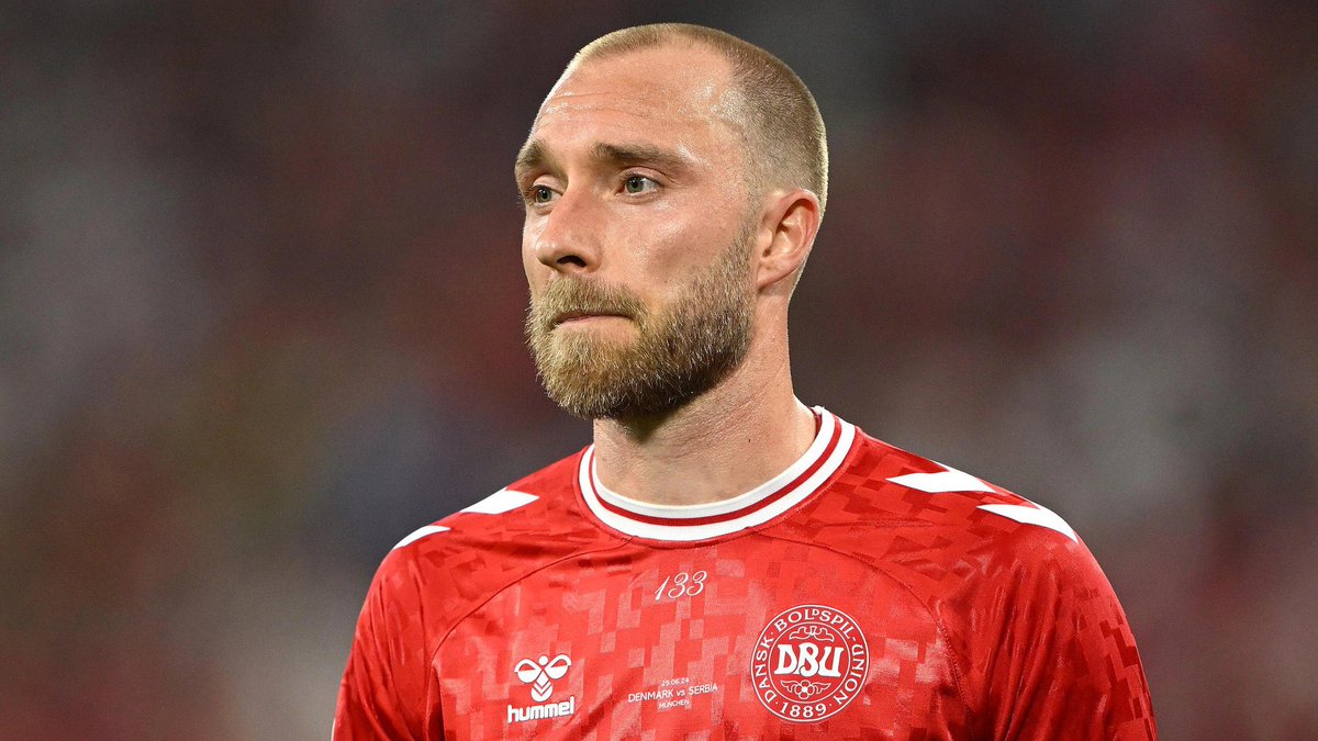 GreatmenArs's tweet photo. Christian Eriksen survived what should have ended his career.

Came back.

Inspired millions.

And now football is praying for him all over again.

Life is bigger than football. ❤️🙏 https://t.co/1UmdIDPyhz