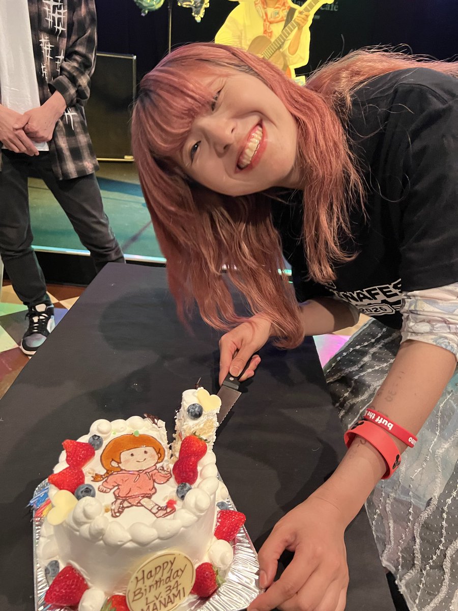 UONEMUSIC's tweet photo. こんにちは☀
ユーワンミュージックは10:00~19:30まで営業してます😎

「福島まなフェス2026」
たくさんの観覧ありがとうございました
お陰様で今年も大成功*\(^o^)/*でした

来年も開催出来るよう　MANAMI  
ユーワンミュージック共にがんばりますので　よろしくお願いします

#福島まなフェス2026 https://t.co/uIZMhdccH1
