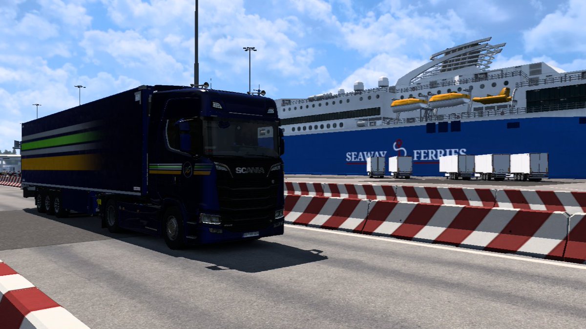 realVicTorres02's tweet photo. Paul goes to Odense still this morning after unloading the load from Hannover earlier as he takes 15t of Goat Cheese from Rostock. 🧀

@SCSsoftware
#EuroTruckSimulator2
#ETS2
#BestCommunityEver
(Part 1) https://t.co/g6askUxlKP